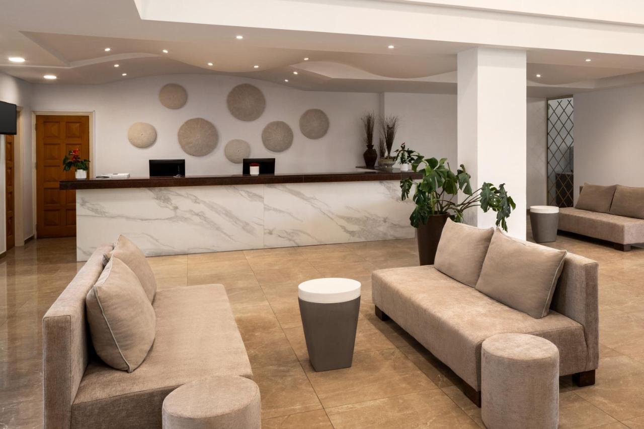 Ramada Hotel & Suites By Wyndham Ajía Nápa Kültér fotó